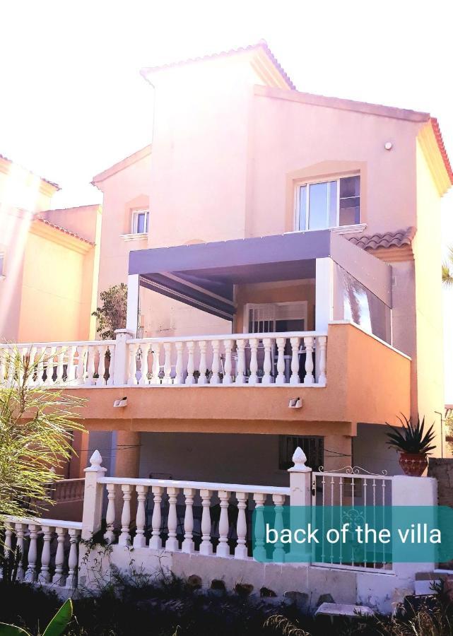 Fabulous Detached Large Villa 5 Bedrooms 3 Bathrooms Backing Onto Villamartin Golf Course Eksteriør billede