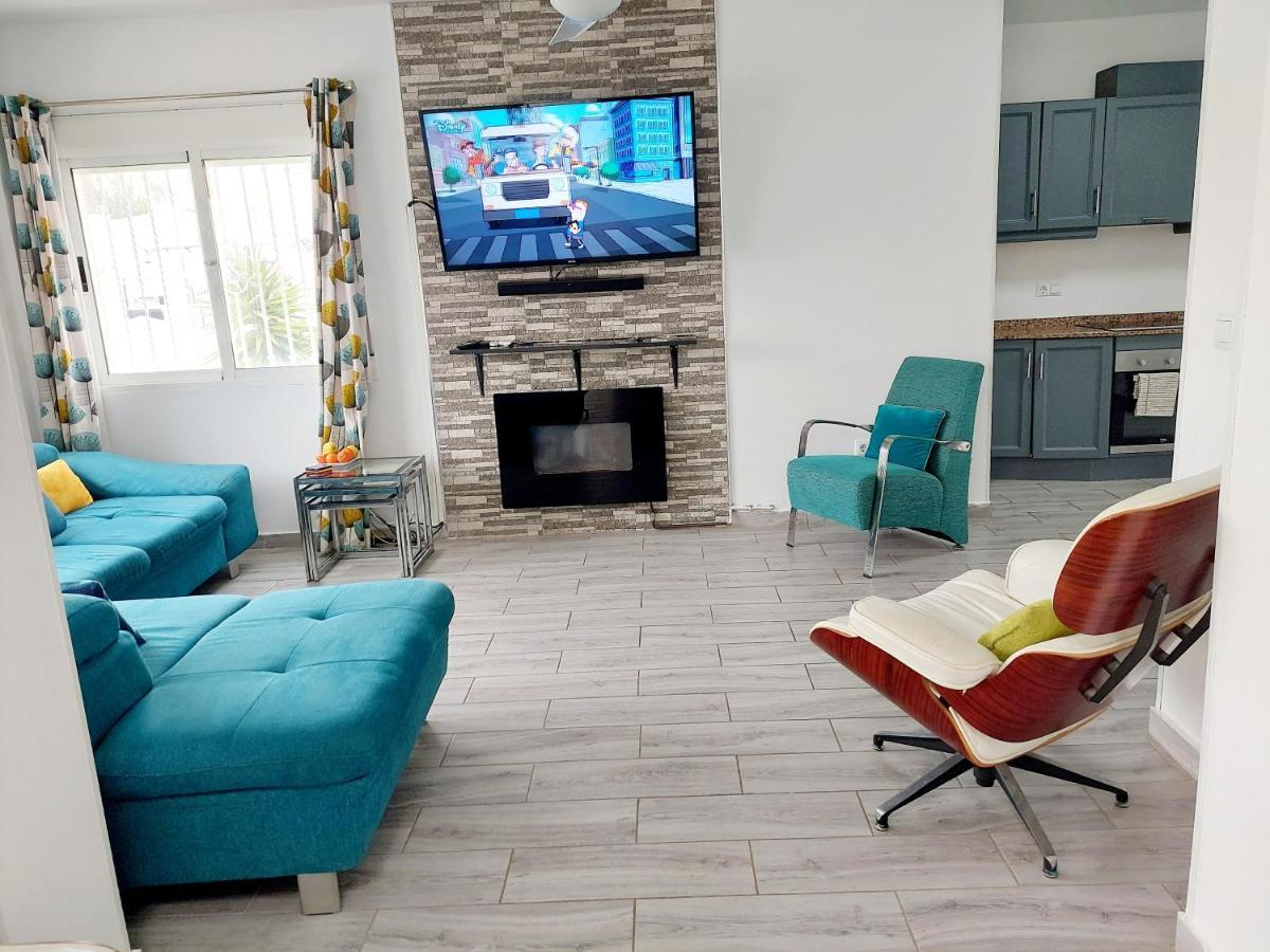 Fabulous Detached Large Villa 5 Bedrooms 3 Bathrooms Backing Onto Villamartin Golf Course Eksteriør billede